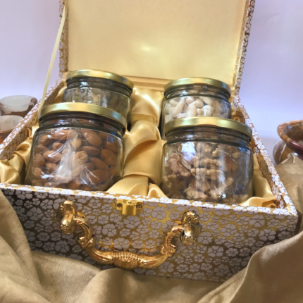 4 Jar Golden Box